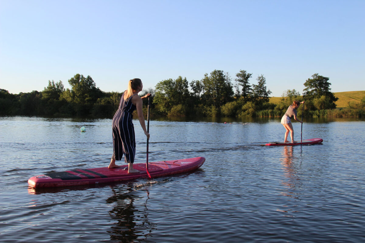 SUP Poggensee Bad Oldesloe Verleih Kurse Mieten Stand Up Paddeling Team Spaß Ausflug Betriebsausflug